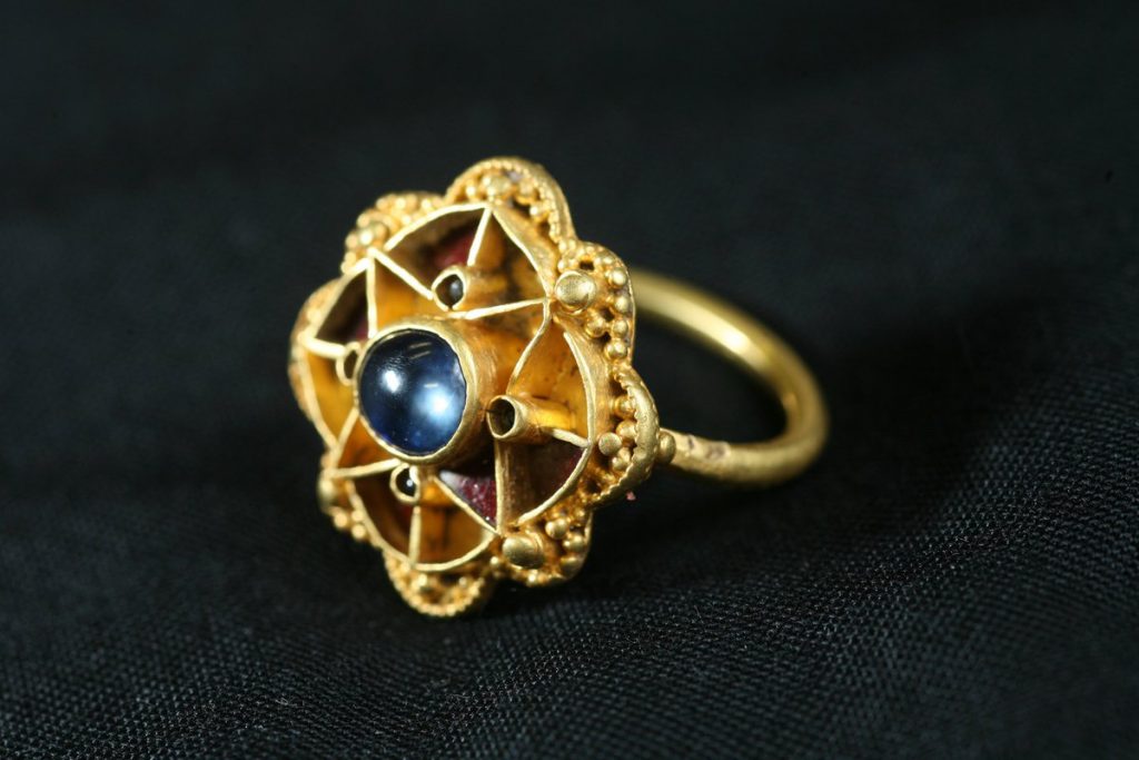 5 Most Amazing Metal Detecting Stories of 21th Century